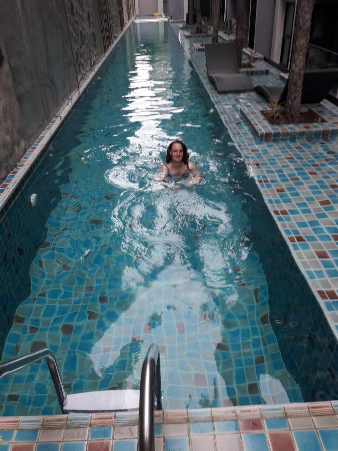 Двух-Комнатная Квартира В Кондоминимуме "Tropikal Garden" パッタヤー エクステリア 写真